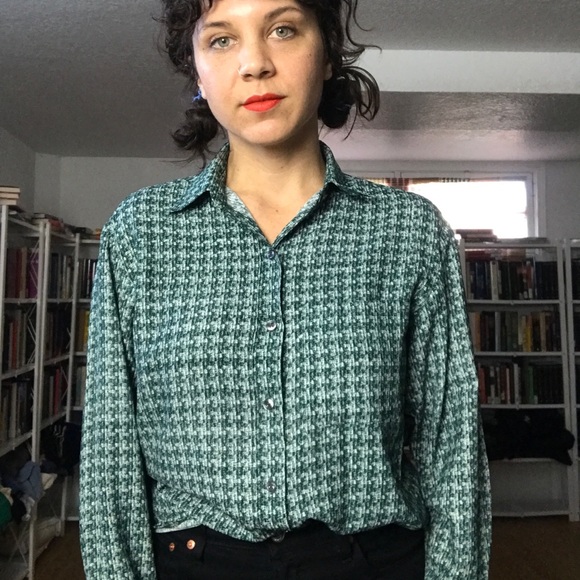 Vintage Patterned Button Down - B33 - Picture 2 of 8